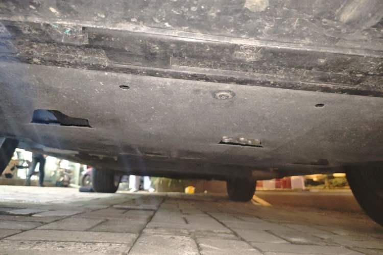 Used Geely Galaxy L7 2025 EM-i 115km Exploration Edition Chassis Front