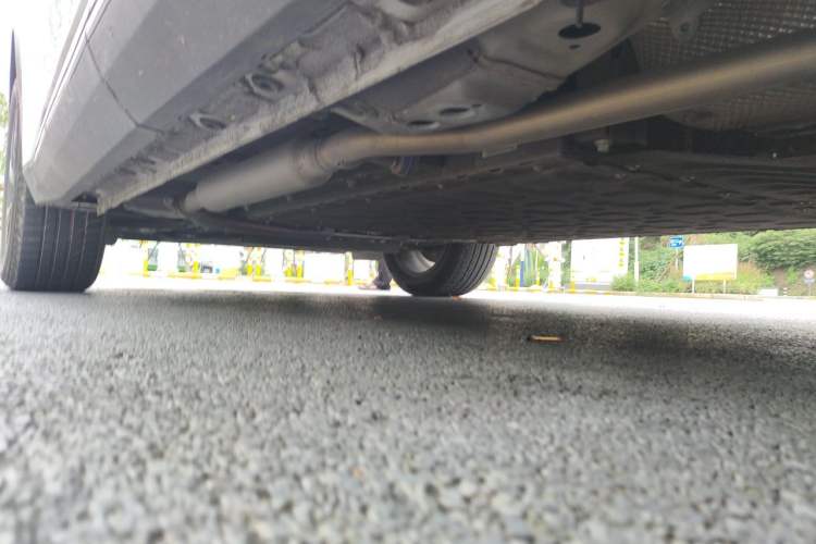 Used Geely Galaxy L7 2025 EM-i 115km Long-Range Version Chassis Rear Left