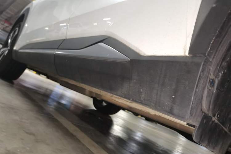 Used Geely Galaxy L7 2025 EM-i 115km Exploration+ Edition Chassis Rear Left