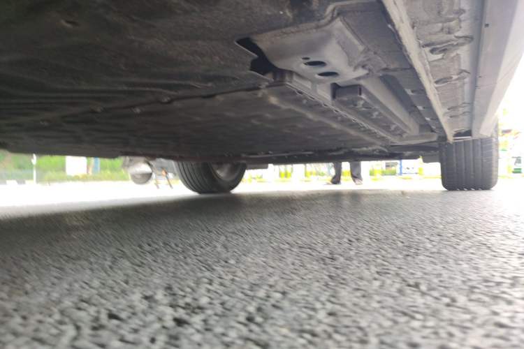 Used Geely Galaxy L7 2025 EM-i 115km Long-Range Version Chassis Rear Right