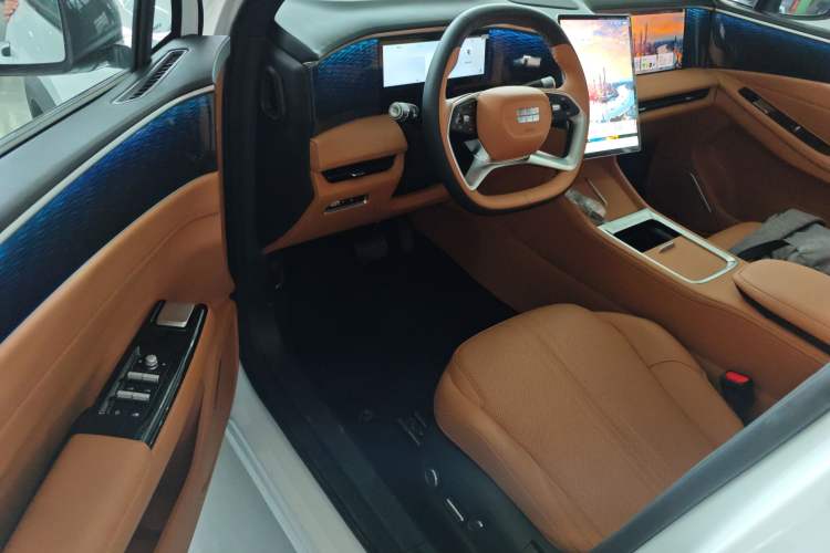 Used Geely Galaxy L7 2025 EM-i 115km Exploration+ Edition Driver Seat