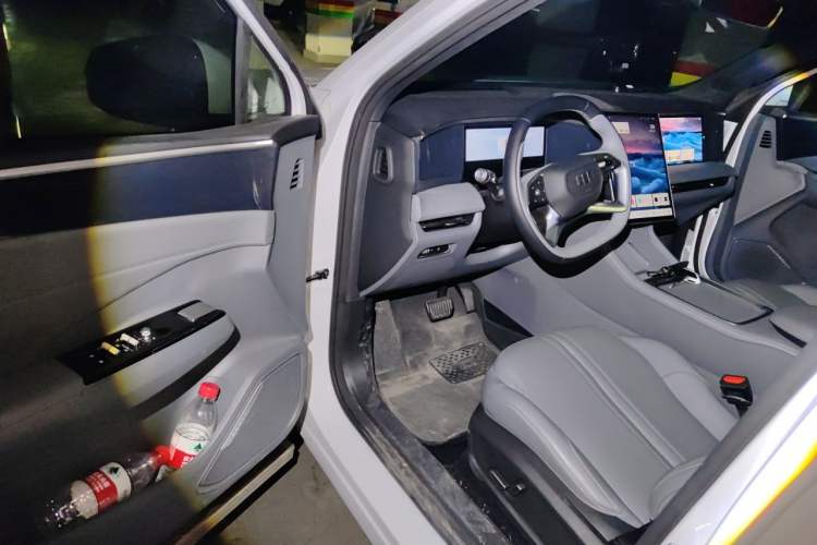 Used Geely Galaxy L7 2025 EM-i 115km Exploration Edition Driver Seat