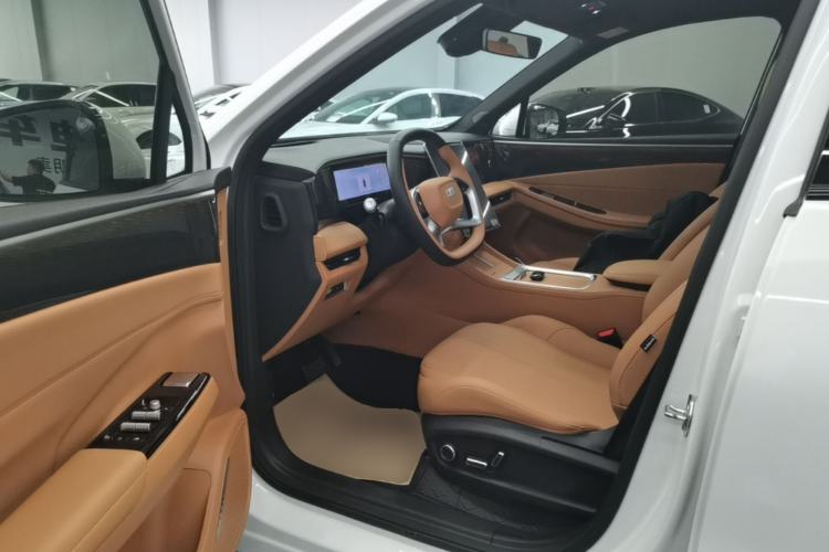 Used Geely Galaxy L7 2025 EM-i 115km Exploration+ Edition Driver Seat