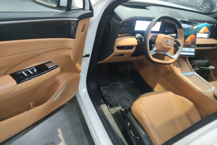 Used Geely Galaxy L7 2025 EM-i 115km Exploration+ Edition Driver Seat