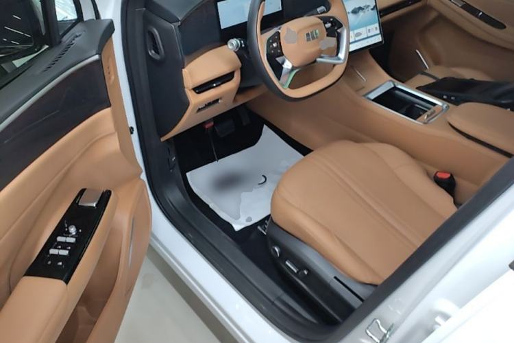 Used Geely Galaxy L7 2025 EM-i 115km Exploration+ Edition Driver Seat