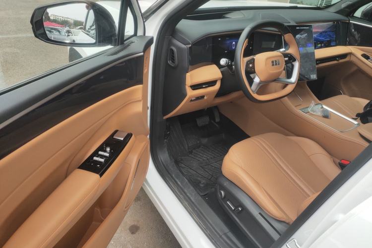 Used Geely Galaxy L7 2025 EM-i 115km Exploration+ Edition Driver Seat