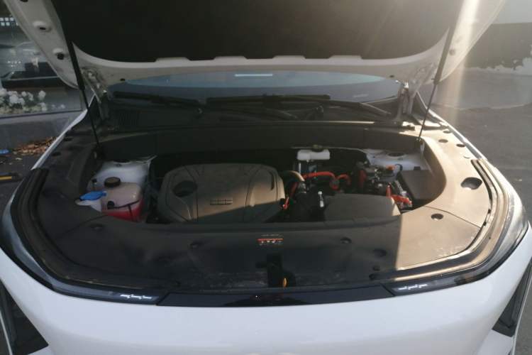 Used Geely Galaxy L7 2025 EM-i 115km Exploration+ Edition Engine Bay