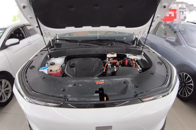 Used Geely Galaxy L7 2025 EM-i 115km Exploration+ Edition Engine Bay