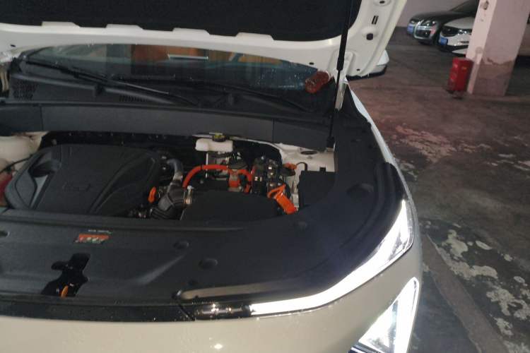Used Geely Galaxy L7 2025 EM-i 115km Exploration Edition Engine Bay Left