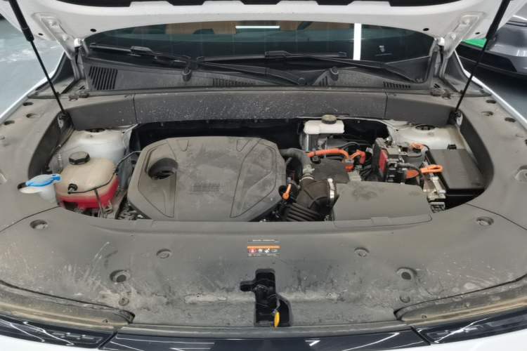 Used Geely Galaxy L7 2025 EM-i 115km Exploration+ Edition Engine Bay