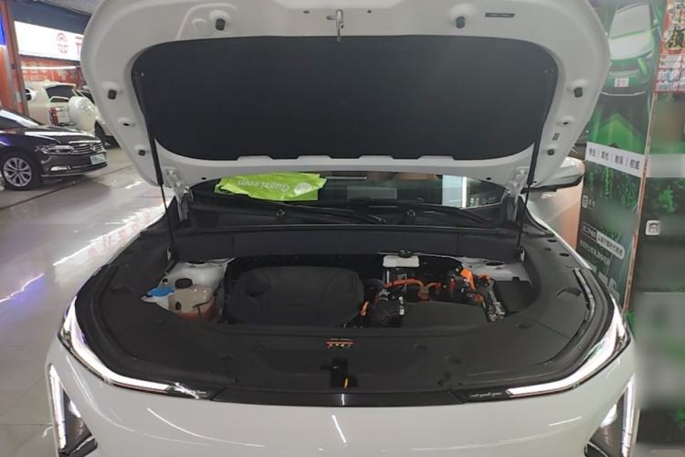 Used Geely Galaxy L7 2025 EM-i 115km Exploration+ Edition Engine Bay