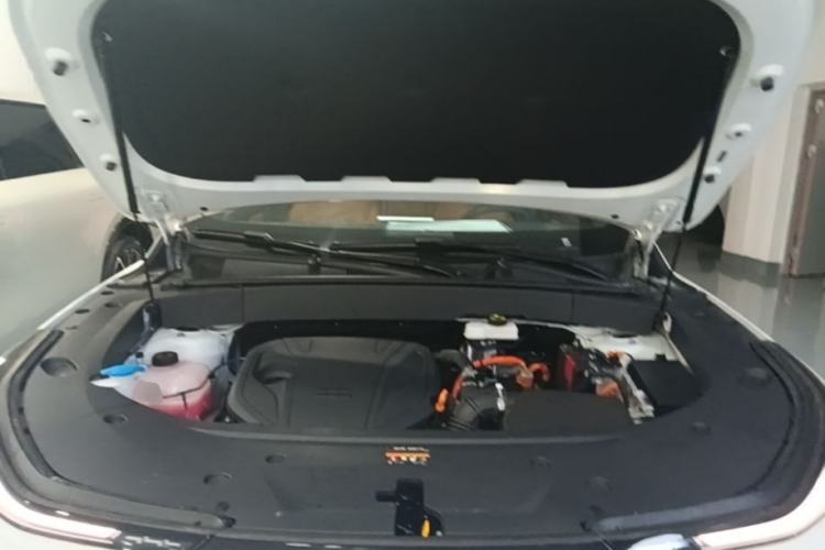 Used Geely Galaxy L7 2025 EM-i 115km Exploration+ Edition Engine Bay