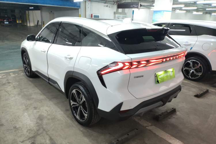 Used Geely Galaxy L7 2025 EM-i 115km Exploration+ Edition Exterior 2