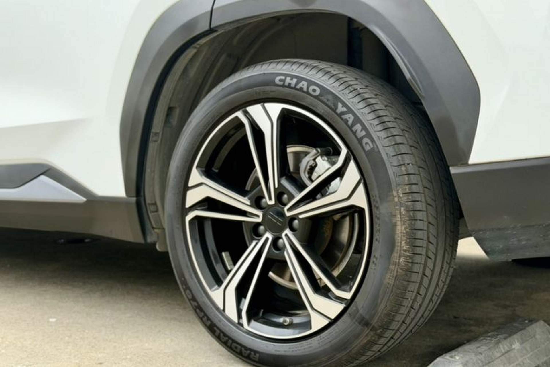 Used Geely Galaxy L7 2025 EM-i 115km Exploration+ Edition Exterior 3
