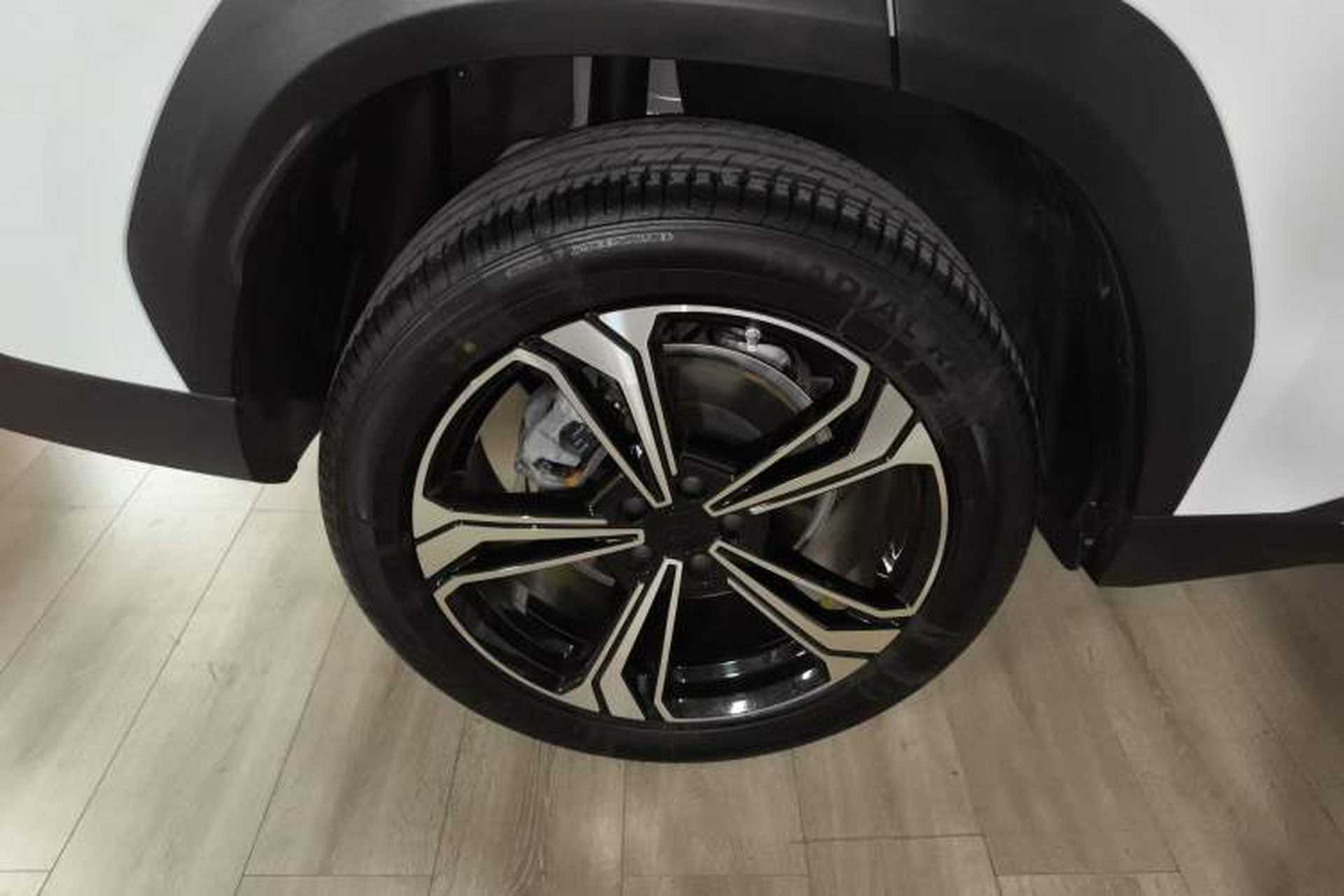 Used Geely Galaxy L7 2025 EM-i 115km Exploration+ Edition Exterior 5