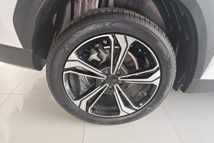 Used Geely Galaxy L7 2025 EM-i 115km Exploration Edition Exterior 5