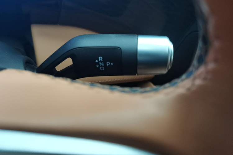 Used Geely Galaxy L7 2025 EM-i 115km Exploration+ Edition Gear Lever