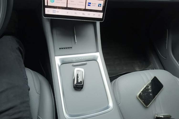Used Geely Galaxy L7 2025 EM-i 115km Exploration Edition Gear Lever