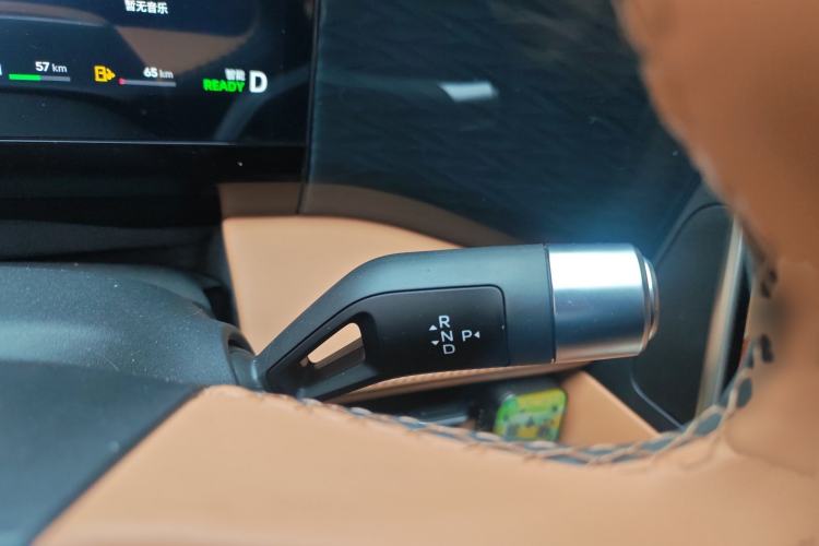 Used Geely Galaxy L7 2025 EM-i 115km Exploration Edition Gear Lever