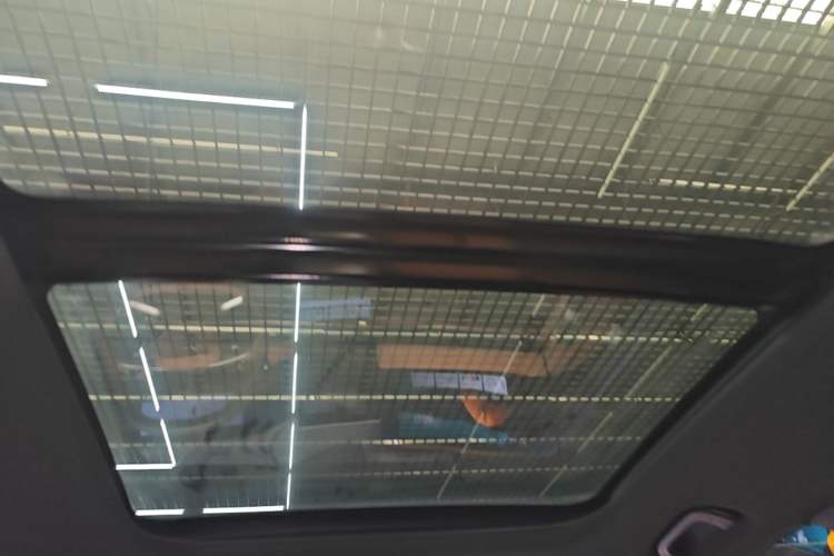 Used Geely Galaxy L7 2025 EM-i 115km Exploration+ Edition Headliner