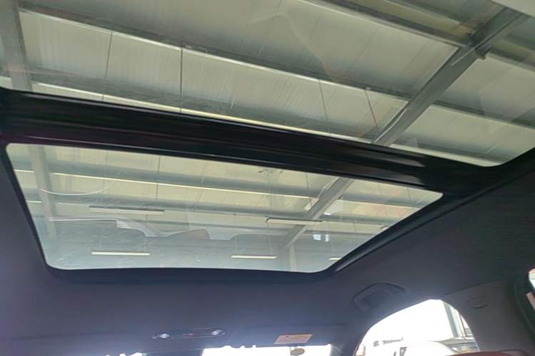 Used Geely Galaxy L7 2025 EM-i 115km Exploration+ Edition Headliner