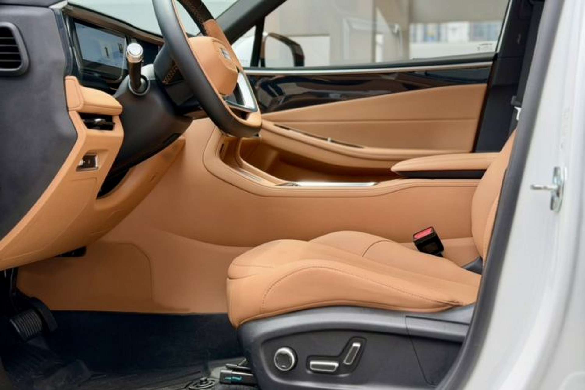 Used Geely Galaxy L7 2025 EM-i 115km Exploration+ Edition Interior 2