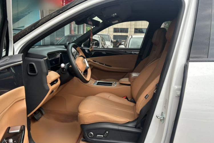 Used Geely Galaxy L7 2025 EM-i 115km Exploration+ Edition Interior 5