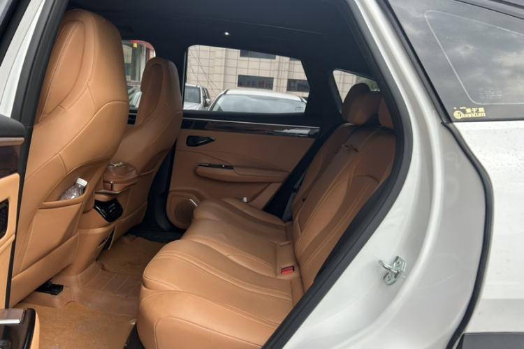 Used Geely Galaxy L7 2025 EM-i 115km Exploration+ Edition Interior 6