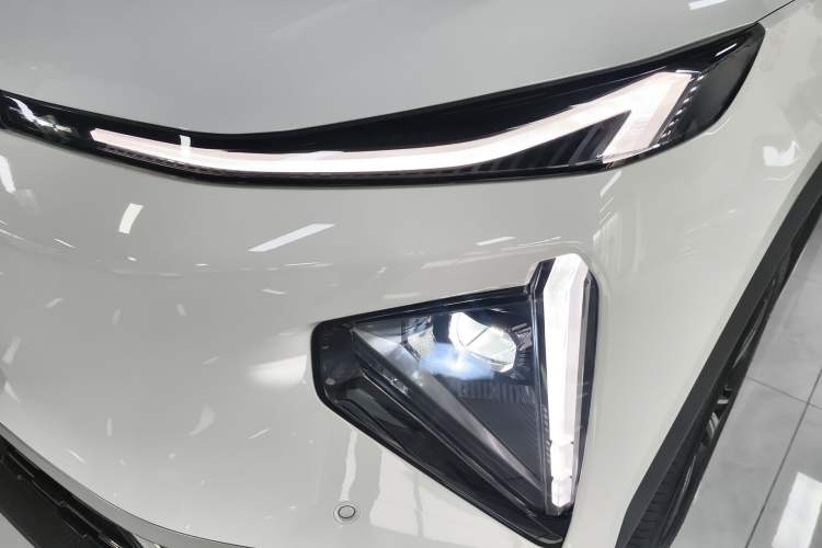 Used Geely Galaxy L7 2025 EM-i 115km Exploration+ Edition Left Front Headlight