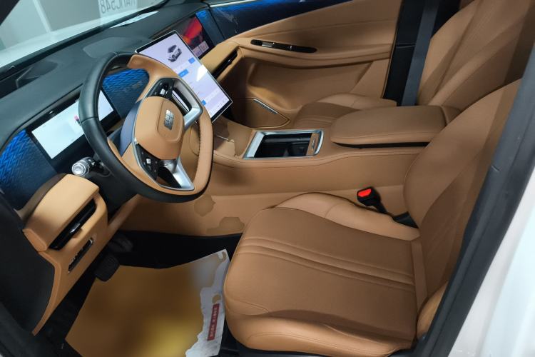Used Geely Galaxy L7 2025 EM-i 115km Exploration+ Edition Left Front Seat