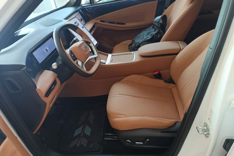 Used Geely Galaxy L7 2025 EM-i 115km Exploration+ Edition Left Front Seat