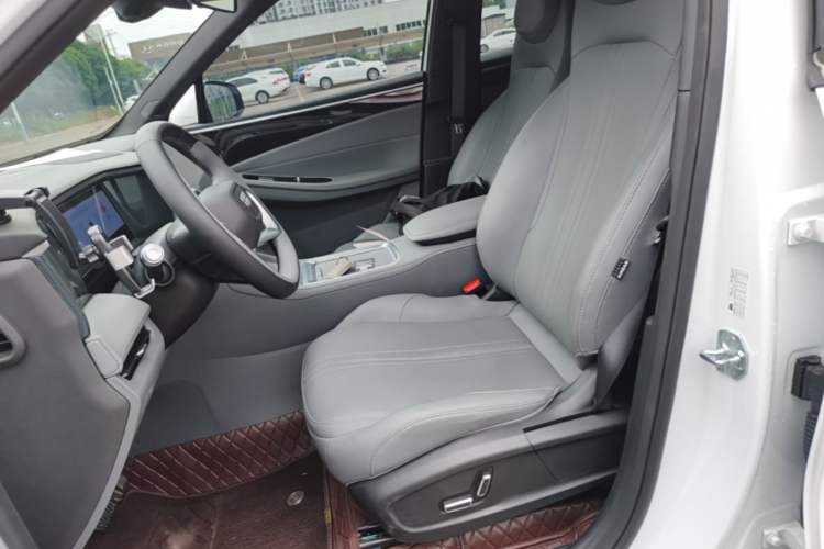 Used Geely Galaxy L7 2025 EM-i 115km Exploration Edition Left Front Seat