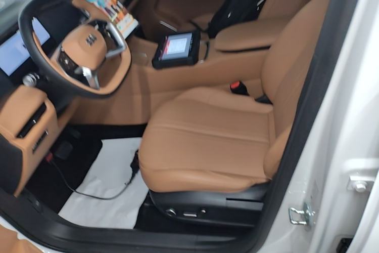 Used Geely Galaxy L7 2025 EM-i 115km Exploration+ Edition Left Front Seat