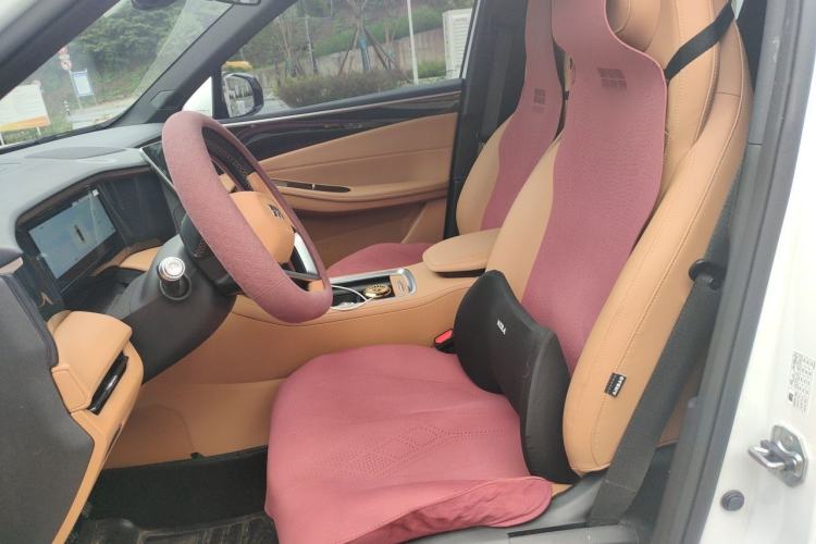 Used Geely Galaxy L7 2025 EM-i 115km Long-Range Version Left Front Seat