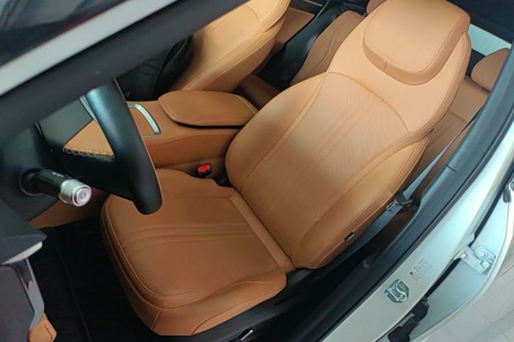 Used Geely Galaxy L7 2025 EM-i 115km Exploration+ Edition Left Front Seat