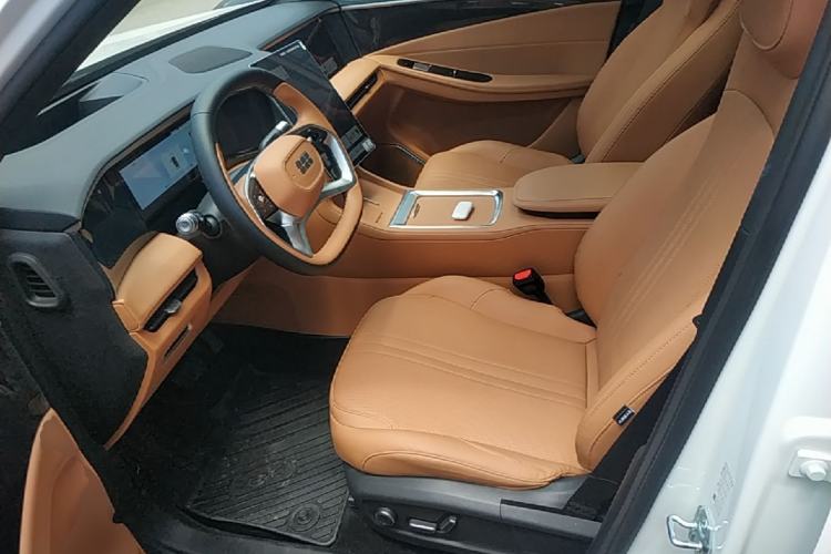 Used Geely Galaxy L7 2025 EM-i 115km Exploration+ Edition Left Front Seat
