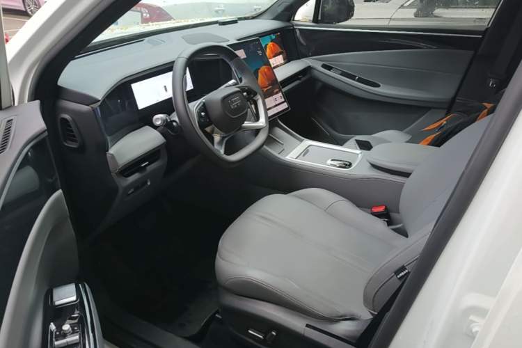 Used Geely Galaxy L7 2025 EM-i 115km Exploration Edition Left Front Seat