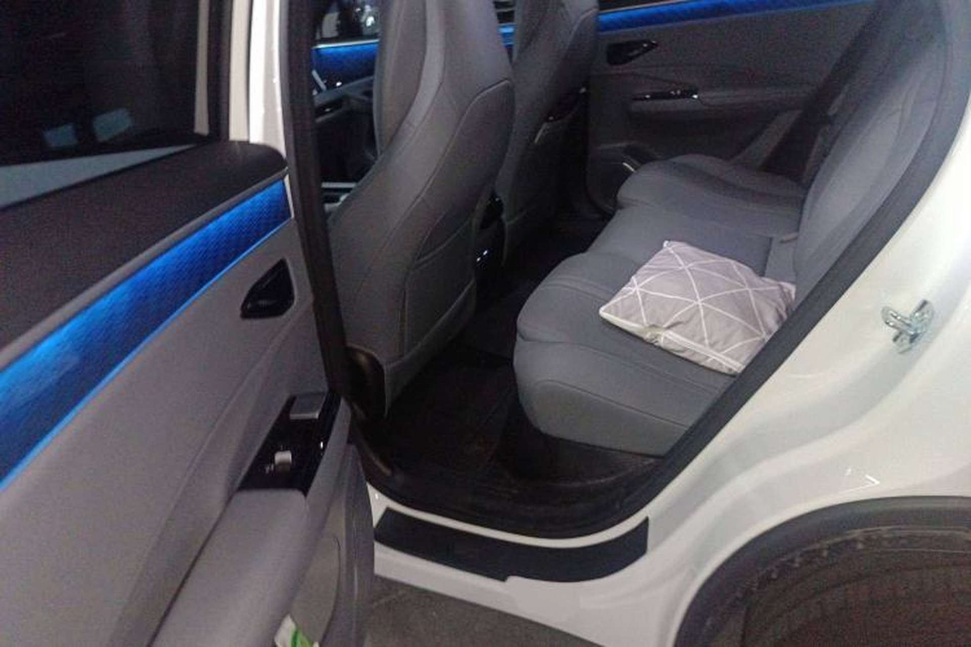 Used Geely Galaxy L7 2025 EM-i 115km Exploration+ Edition Left Rear Seat