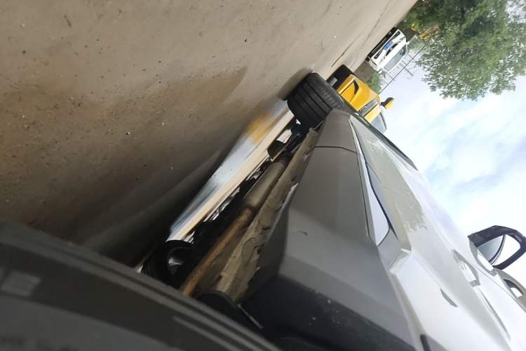 Used Geely Galaxy L7 2025 EM-i 115km Exploration+ Edition Left Side Sill
