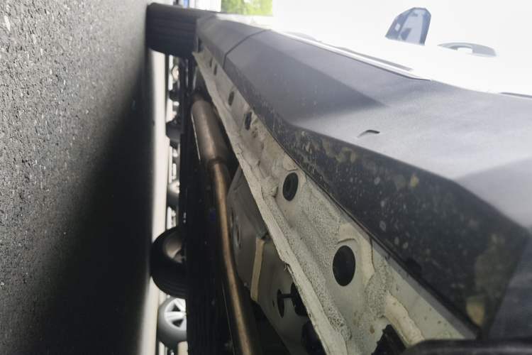 Used Geely Galaxy L7 2025 EM-i 115km Exploration Edition Left Side Sill