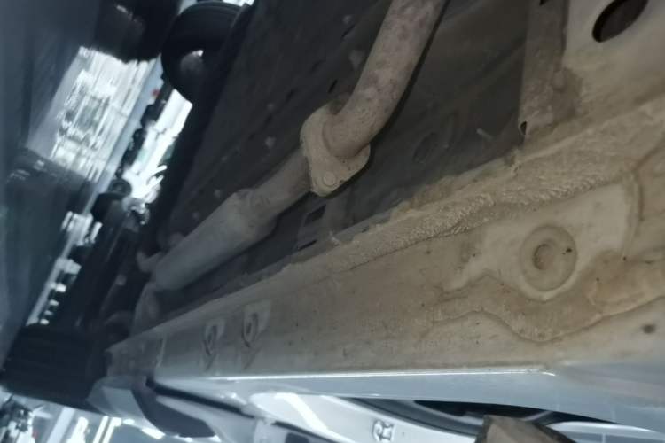 Used Geely Galaxy L7 2025 EM-i 115km Exploration+ Edition Left Side Sill