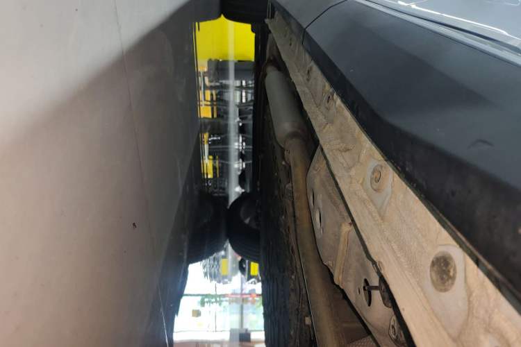 Used Geely Galaxy L7 2025 EM-i 115km Exploration+ Edition Left Side Sill