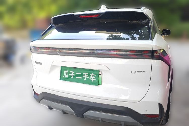 Used Geely Galaxy L7 2025 EM-i 115km Long-Range Version Rear