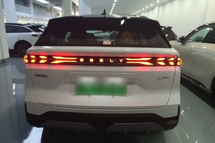 Used Geely Galaxy L7 2025 EM-i 115km Exploration+ Edition Rear