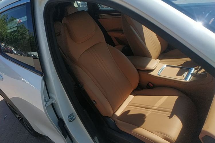 Used Geely Galaxy L7 2025 EM-i 115km Exploration+ Edition Right Front Seat
