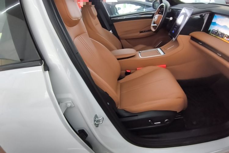 Used Geely Galaxy L7 2025 EM-i 115km Exploration+ Edition Right Front Seat