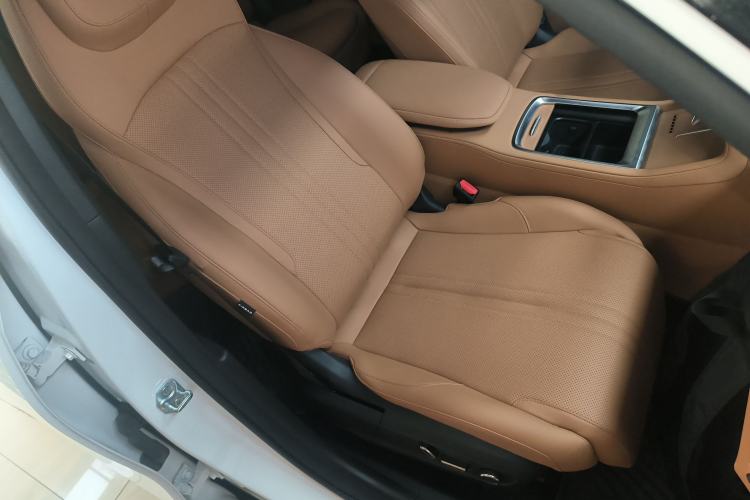 Used Geely Galaxy L7 2025 EM-i 115km Exploration+ Edition Right Front Seat