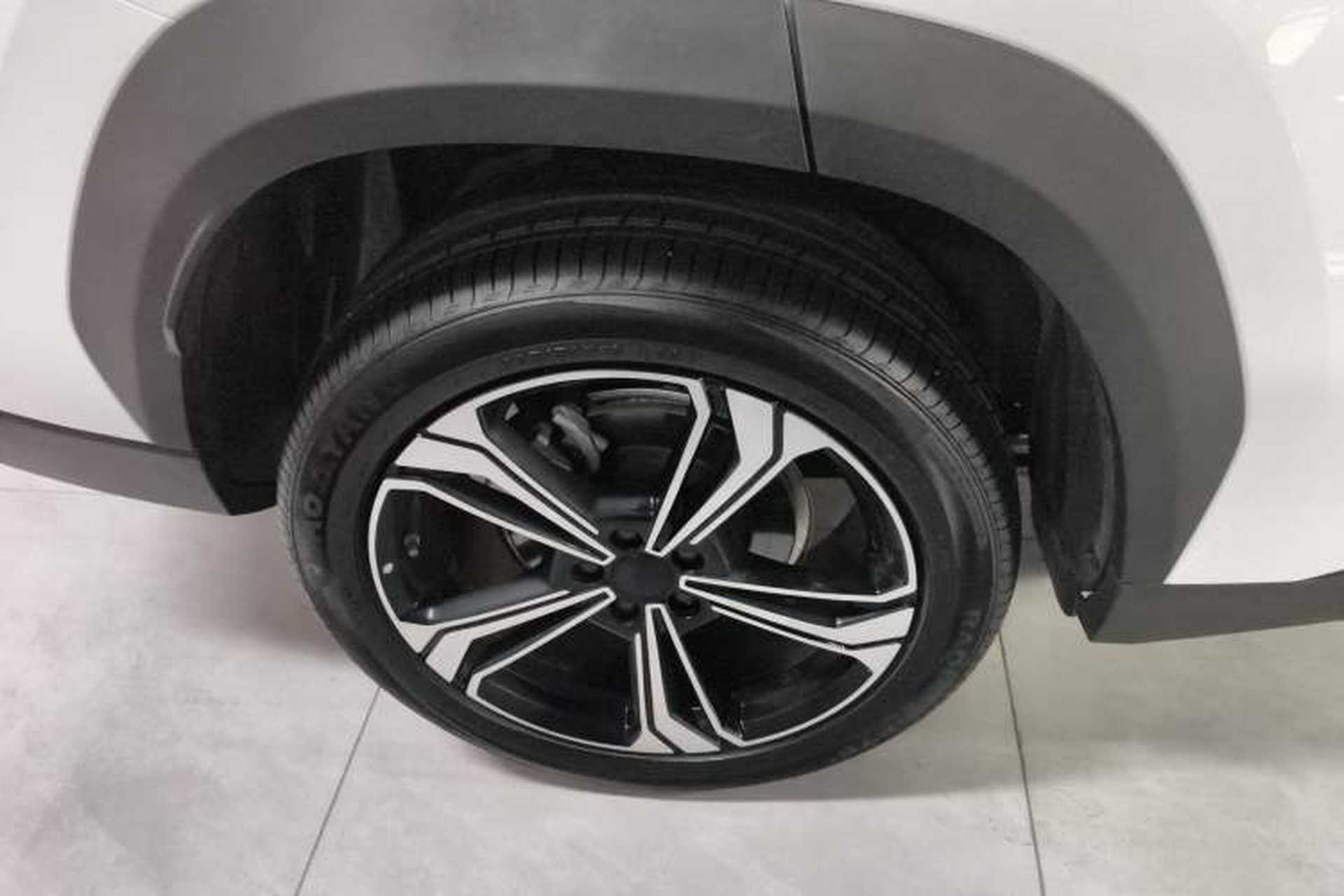 Used Geely Galaxy L7 2025 EM-i 115km Exploration+ Edition Right Rear Wheel Hub