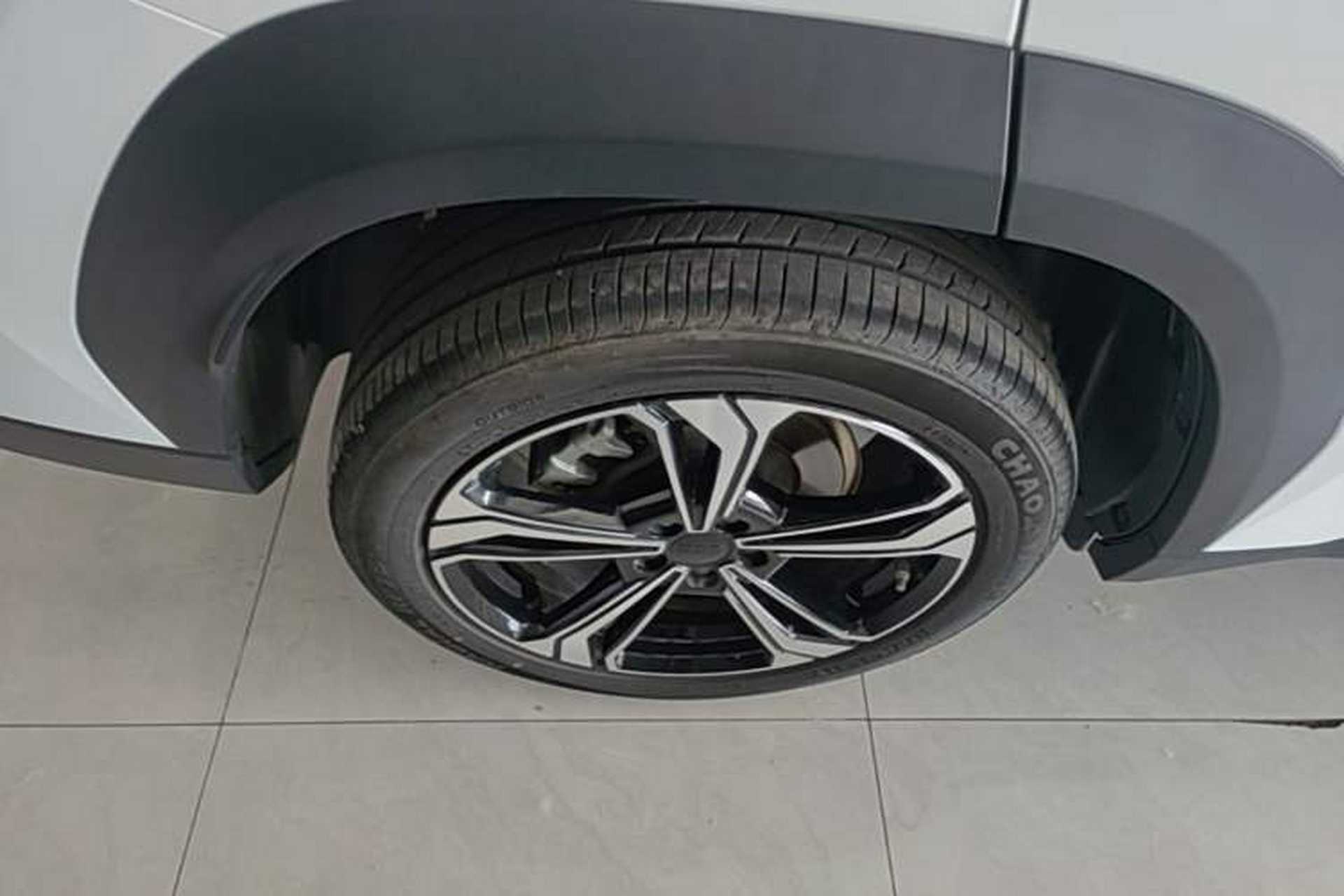 Used Geely Galaxy L7 2025 EM-i 115km Exploration+ Edition Right Rear Wheel Hub