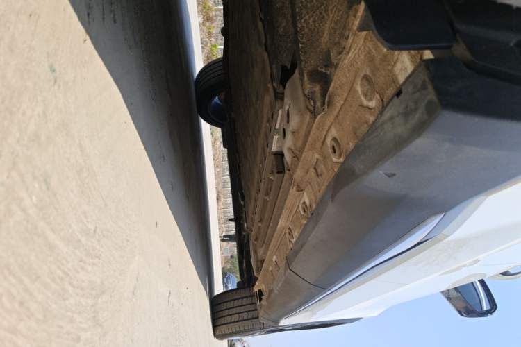 Used Geely Galaxy L7 2025 EM-i 115km Exploration+ Edition Right Side Sill